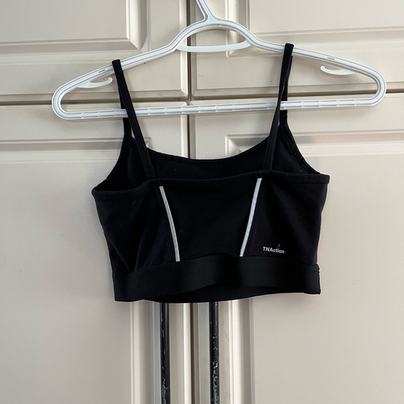 TNAction aritizia sports bra (no padding) - Picture 3 of 3